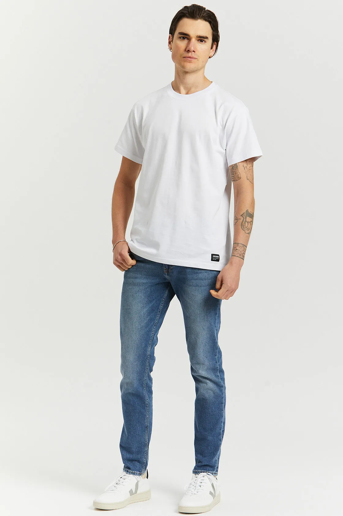 Derek Tee White