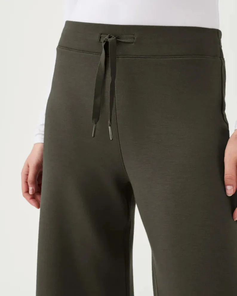 Spanx Air Essentials Wide Leg Pants